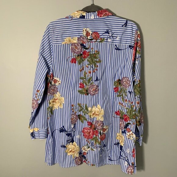 Chicos No Iron Blue White Striped Floral Button Down Shirt Womens Size 2 12/14 - Picture 7 of 10